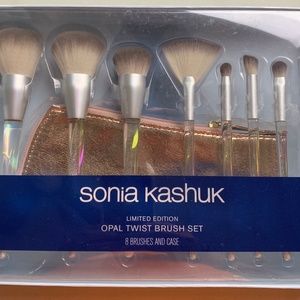 SONIA KASHUK LIMITED EDITION OPAL TWIST BRUSH SET